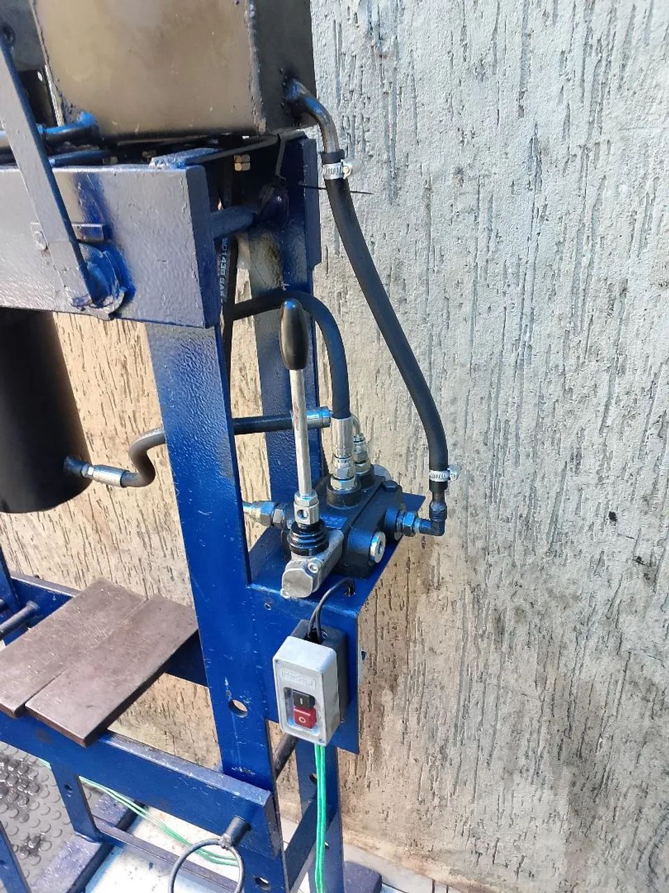 Prensa eletrica - Foto 3