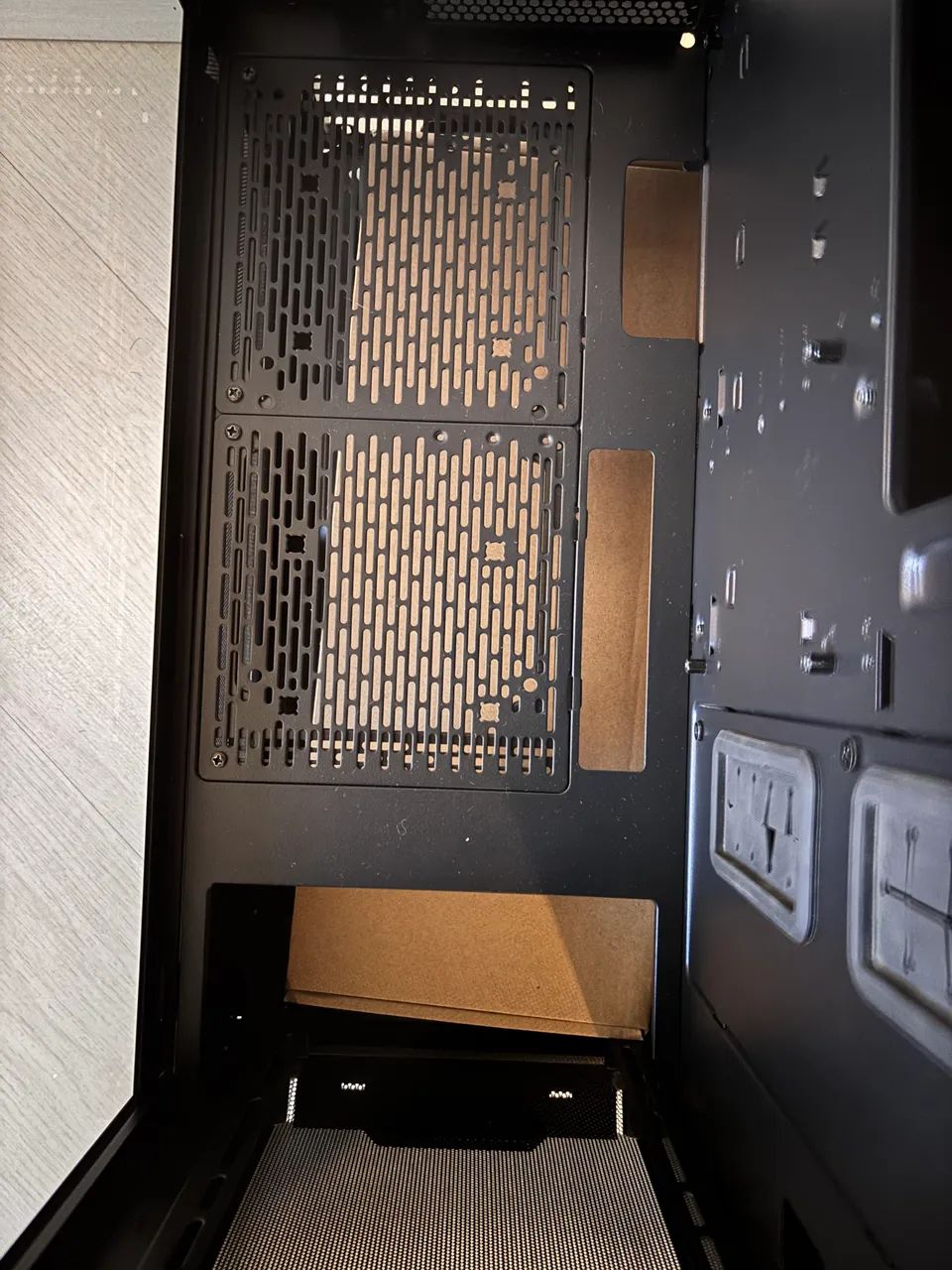 Gabinete PC - Foto 2