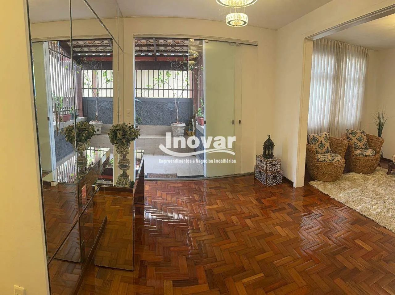 Excelente apto de Área Privativa com aproximadamente 160 m2 total, 3 quartos com 1 suíte,  - Foto 5