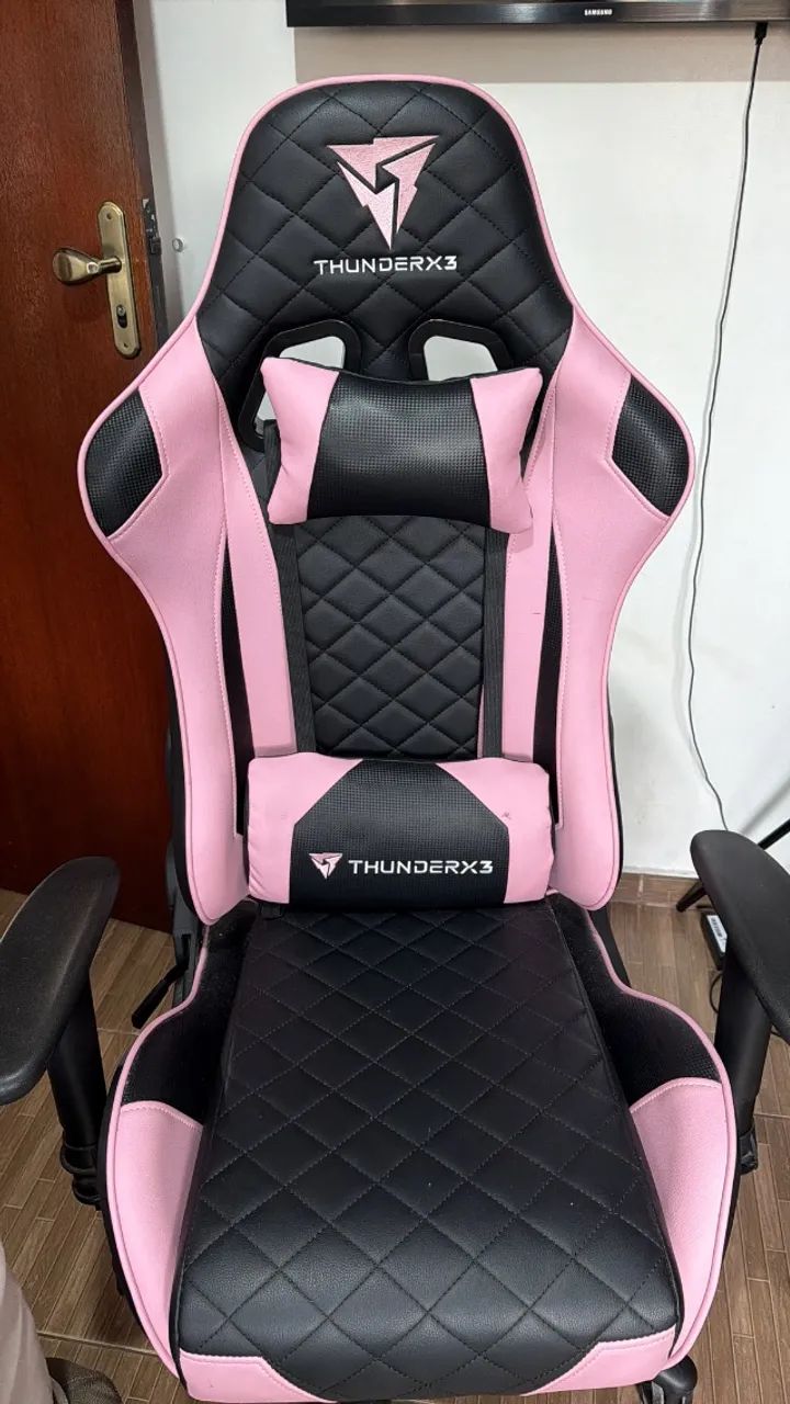 Cadeira thunderX3 nova 