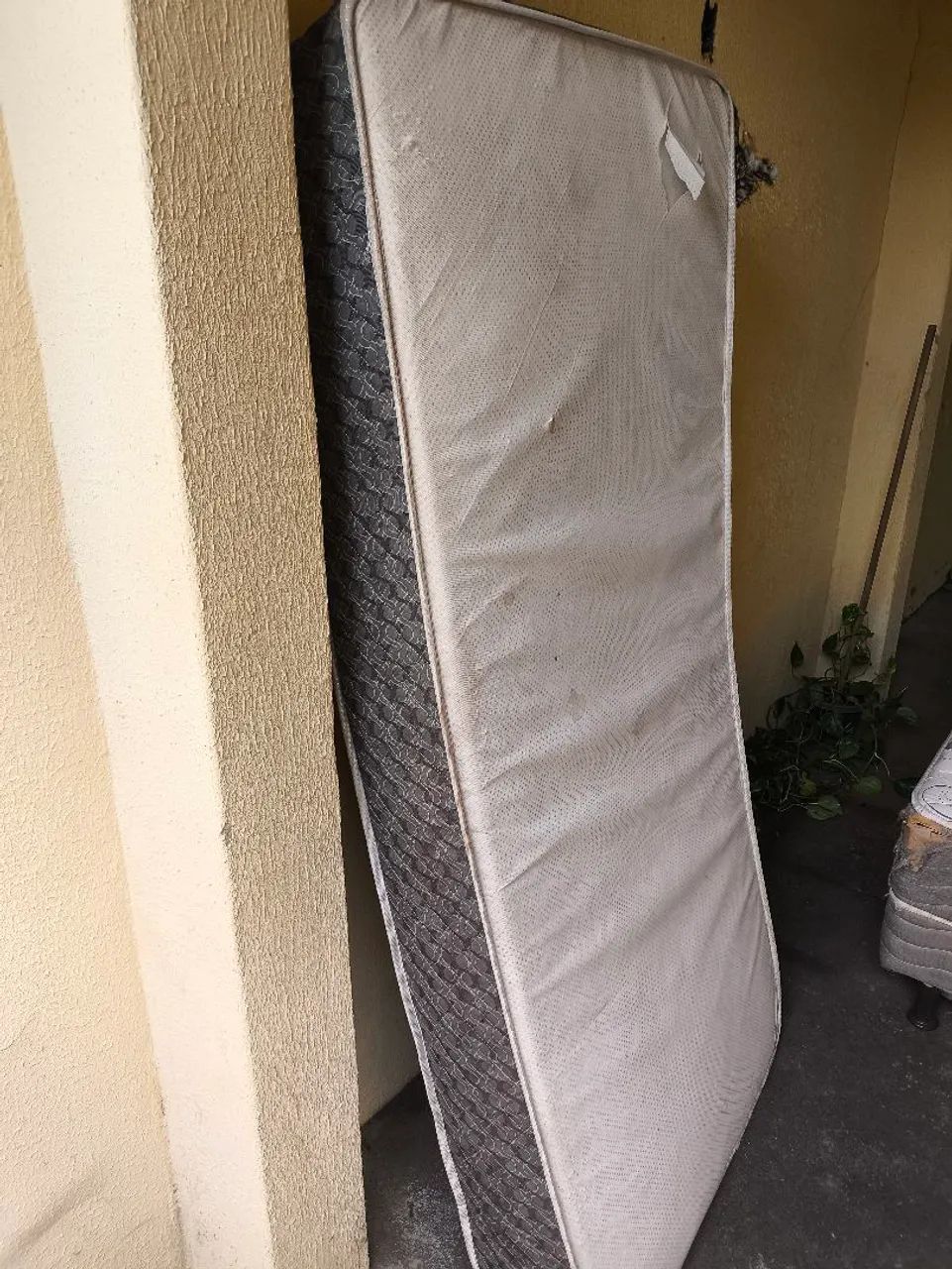 Cama e colchão desolteiro usada - Foto 5