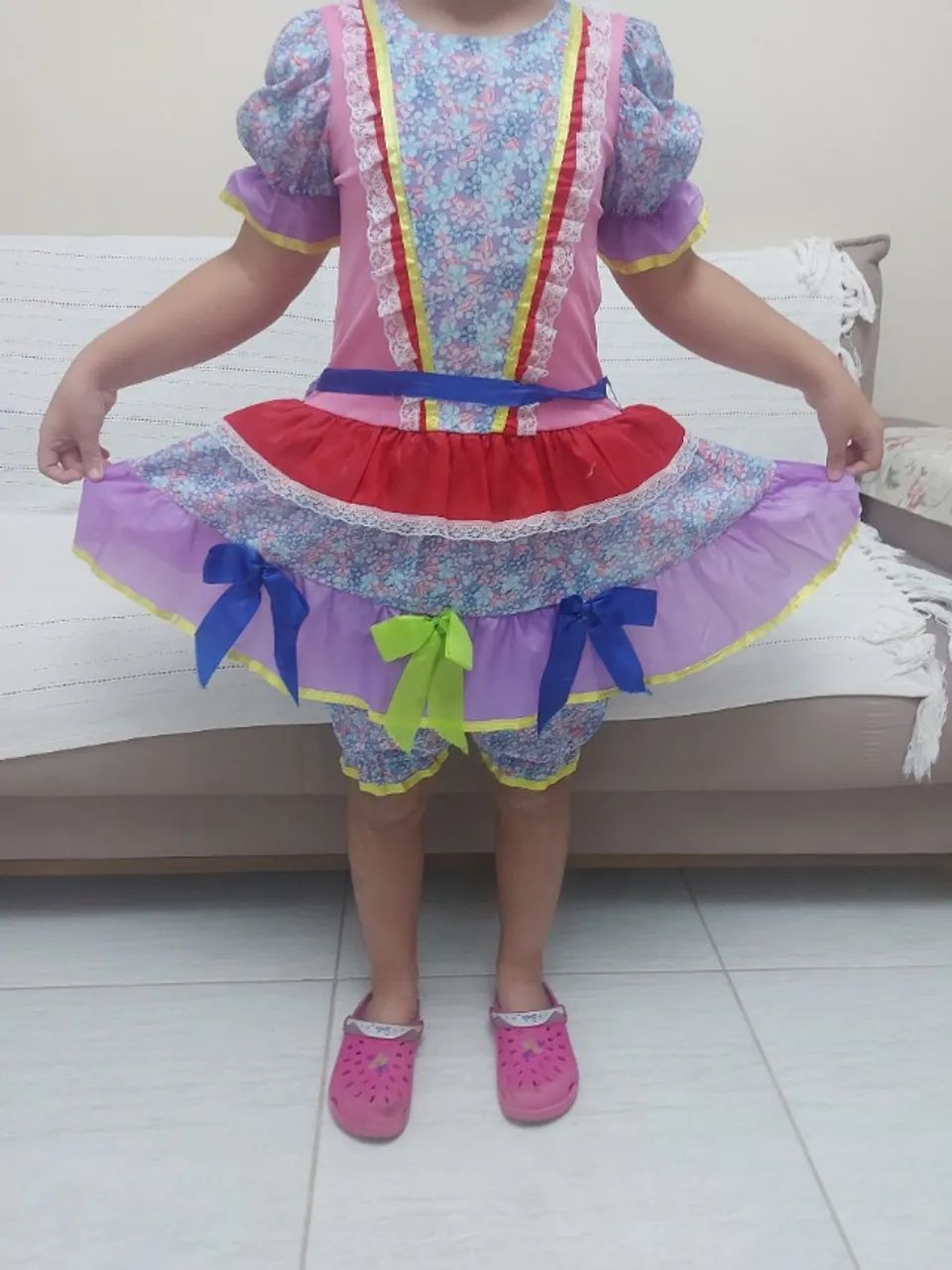 Vestido de Festa Junina Infantil - Tamanho 8 (Com Shorts Combinando) - Foto 2