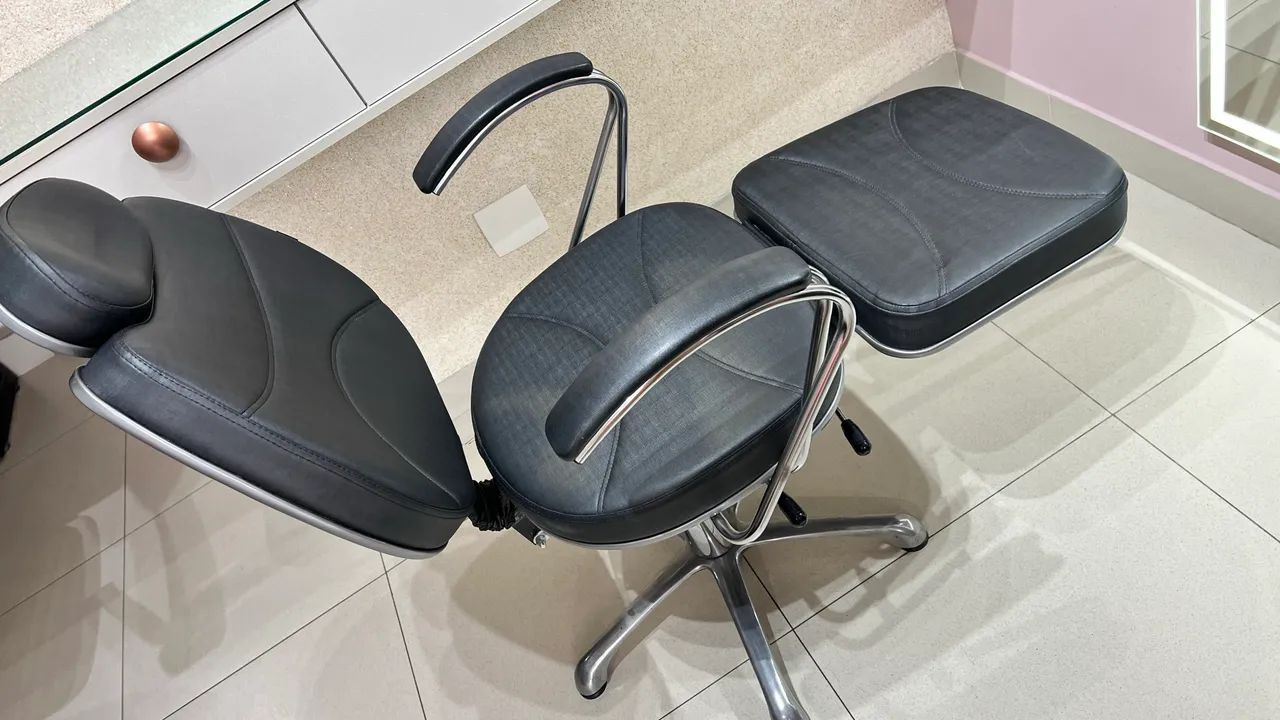 VENDO CADEIRA HIDRÁULICA PROFISSIONAL - Foto 5