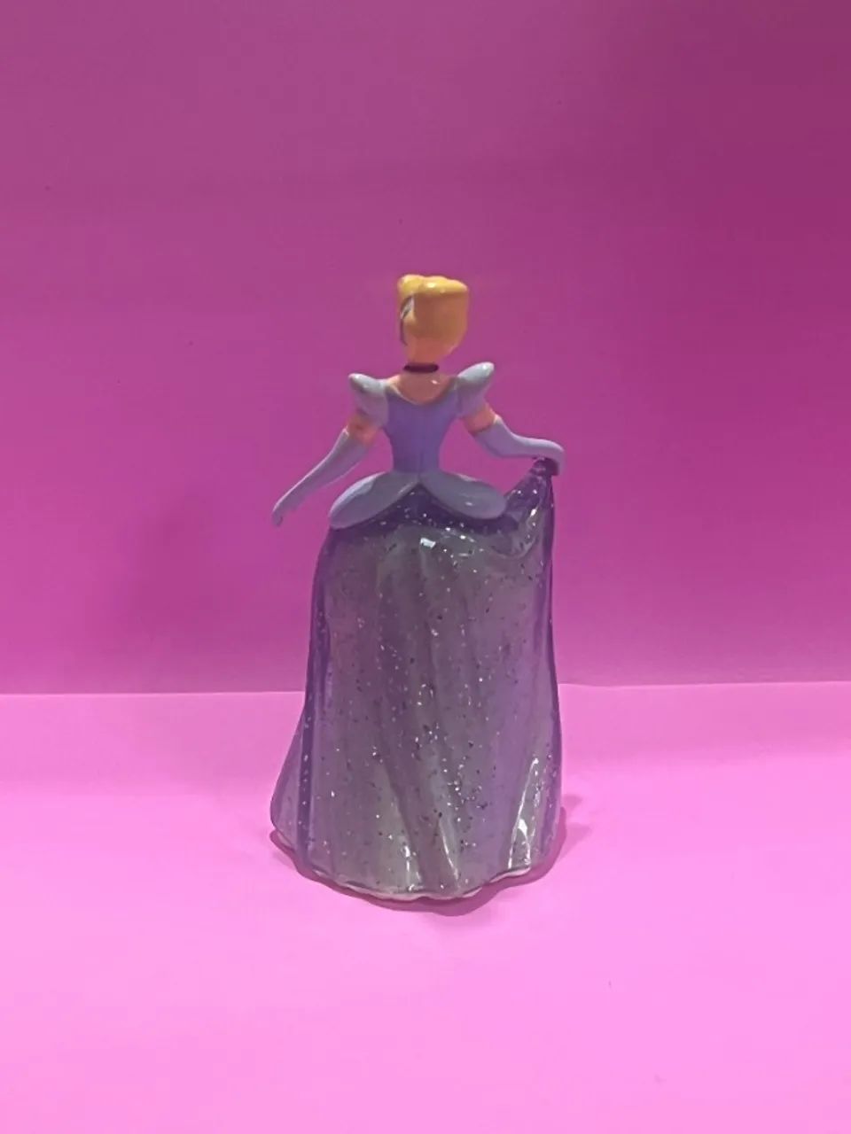 Boneca miniatura Cinderela - Foto 2