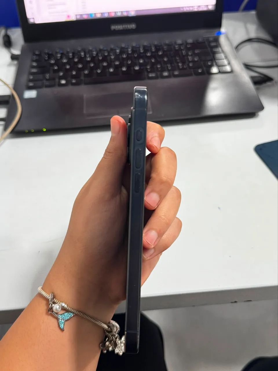iPhone 15 Pro Max 256GB ? Titânio Preto - Foto 5