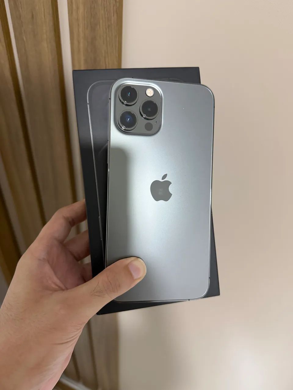 iPhone 12 Pro Max Graphite 128GB (Novíssimo) - Celulares e