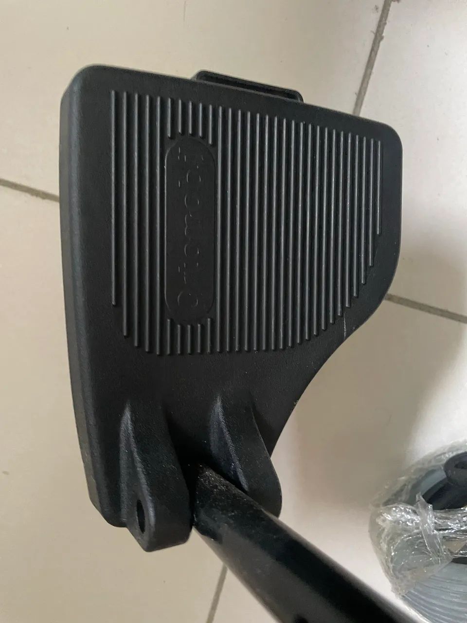 Cadeira de rodas NUNCA USADA - Foto 2