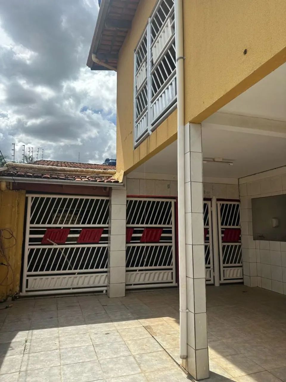 Casa com sobrado - próx ao shopping cerrado - Foto 3