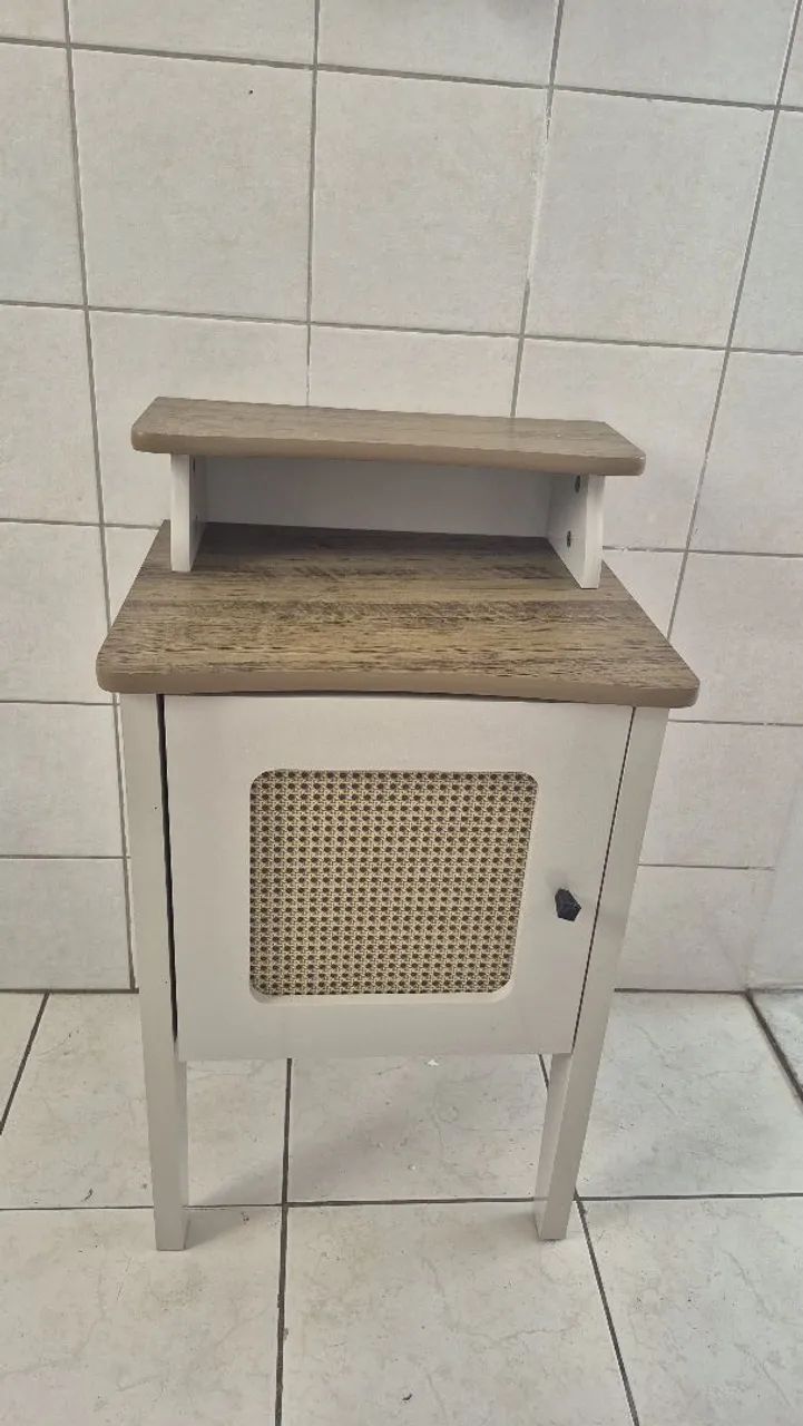 Mesa de Cabeceira