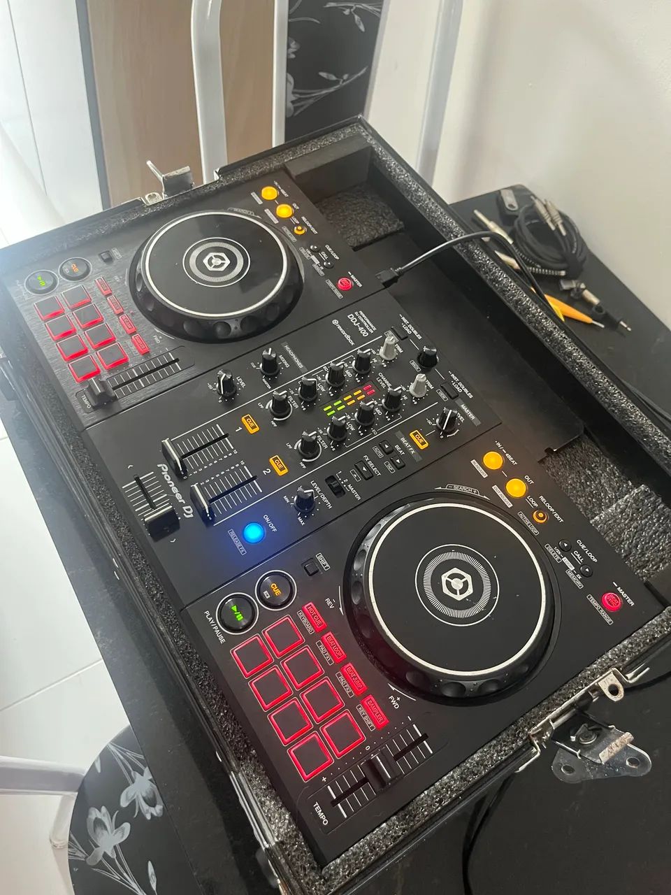 DDJ 400 com case 