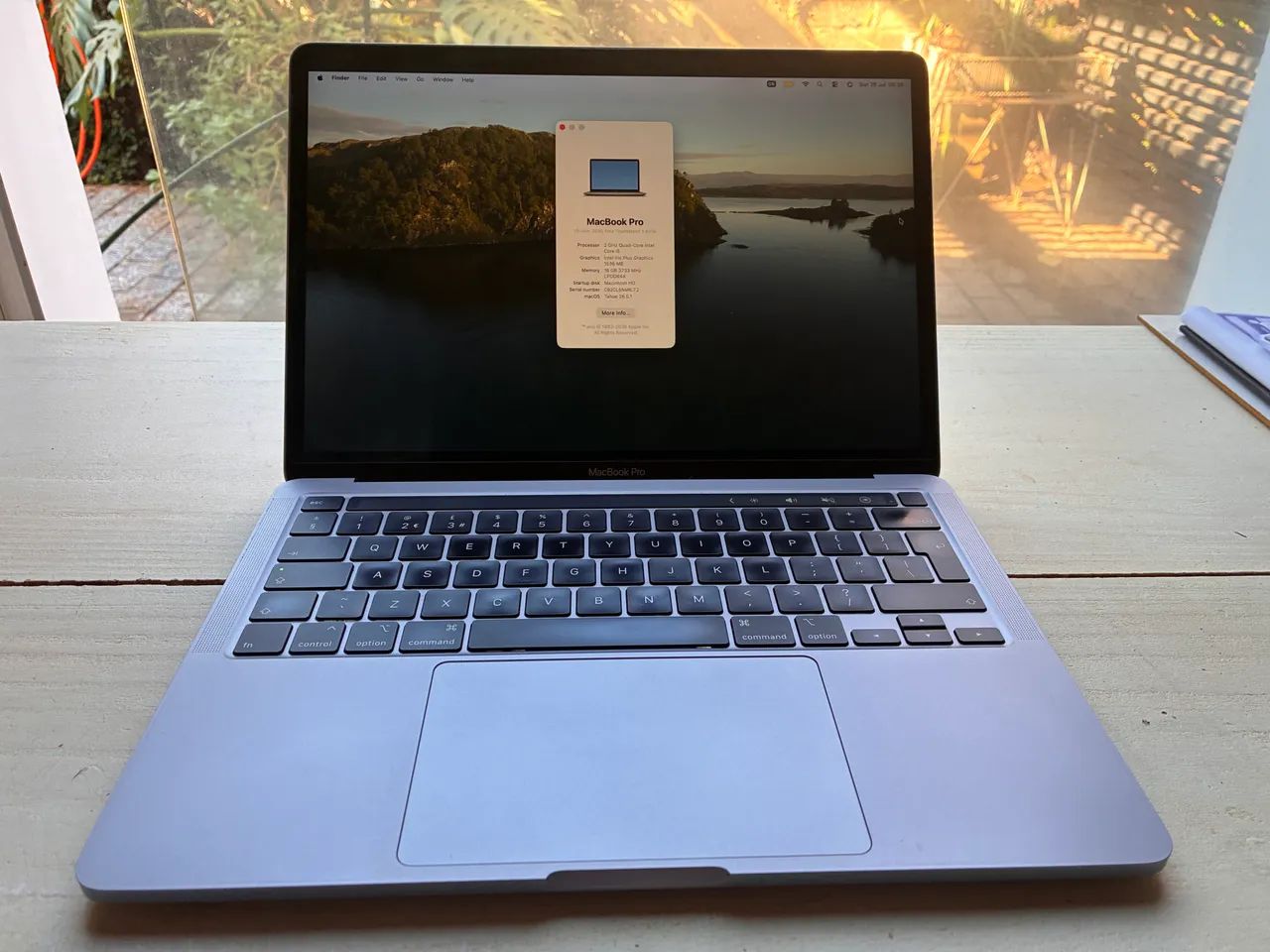 MacBook Pro 2020 13 inch 1TB modelo A2251 - Foto 2