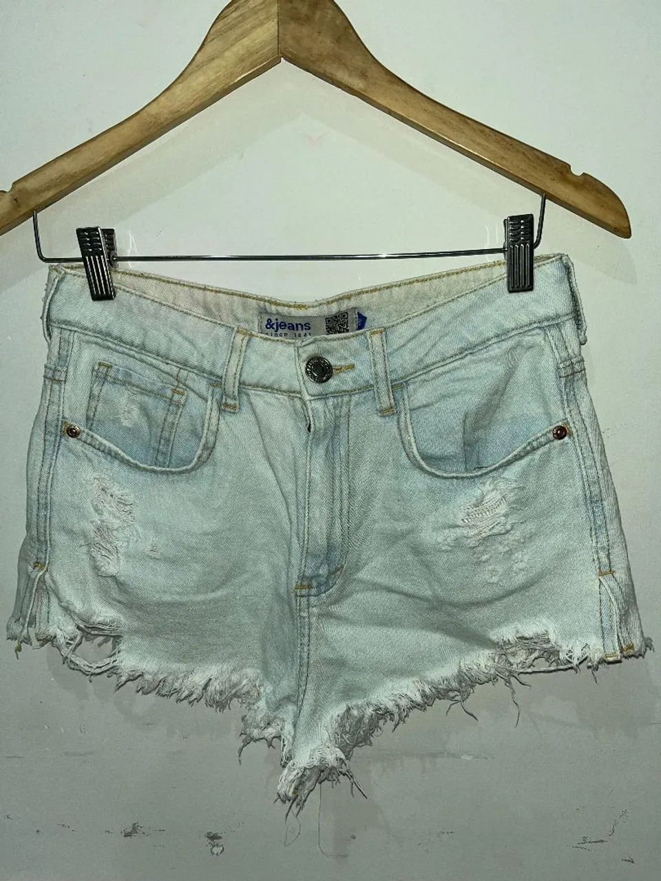 Short Jeans Femininino (Lavagem Clara)