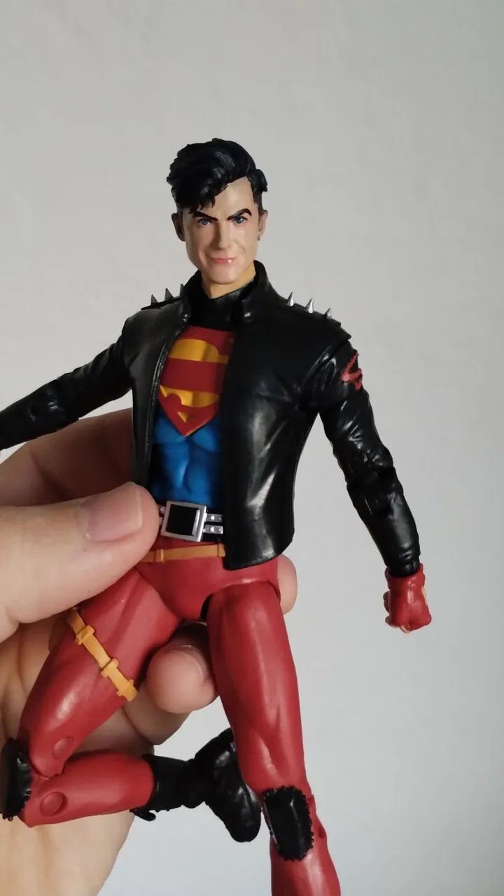 Superboy McFarlane - Head Custom