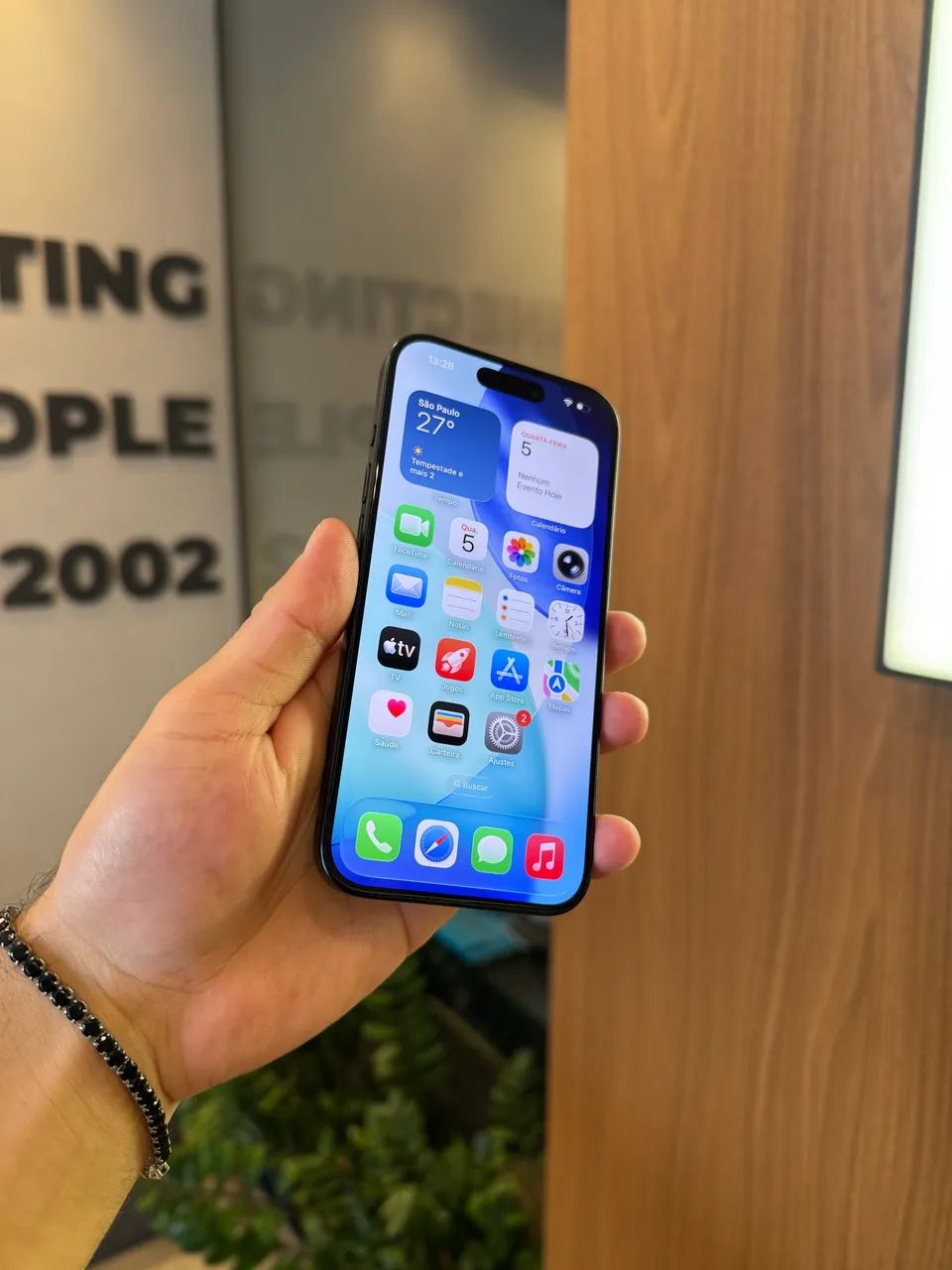 iPhone 15 Pro 128GB 89% - Foto 2