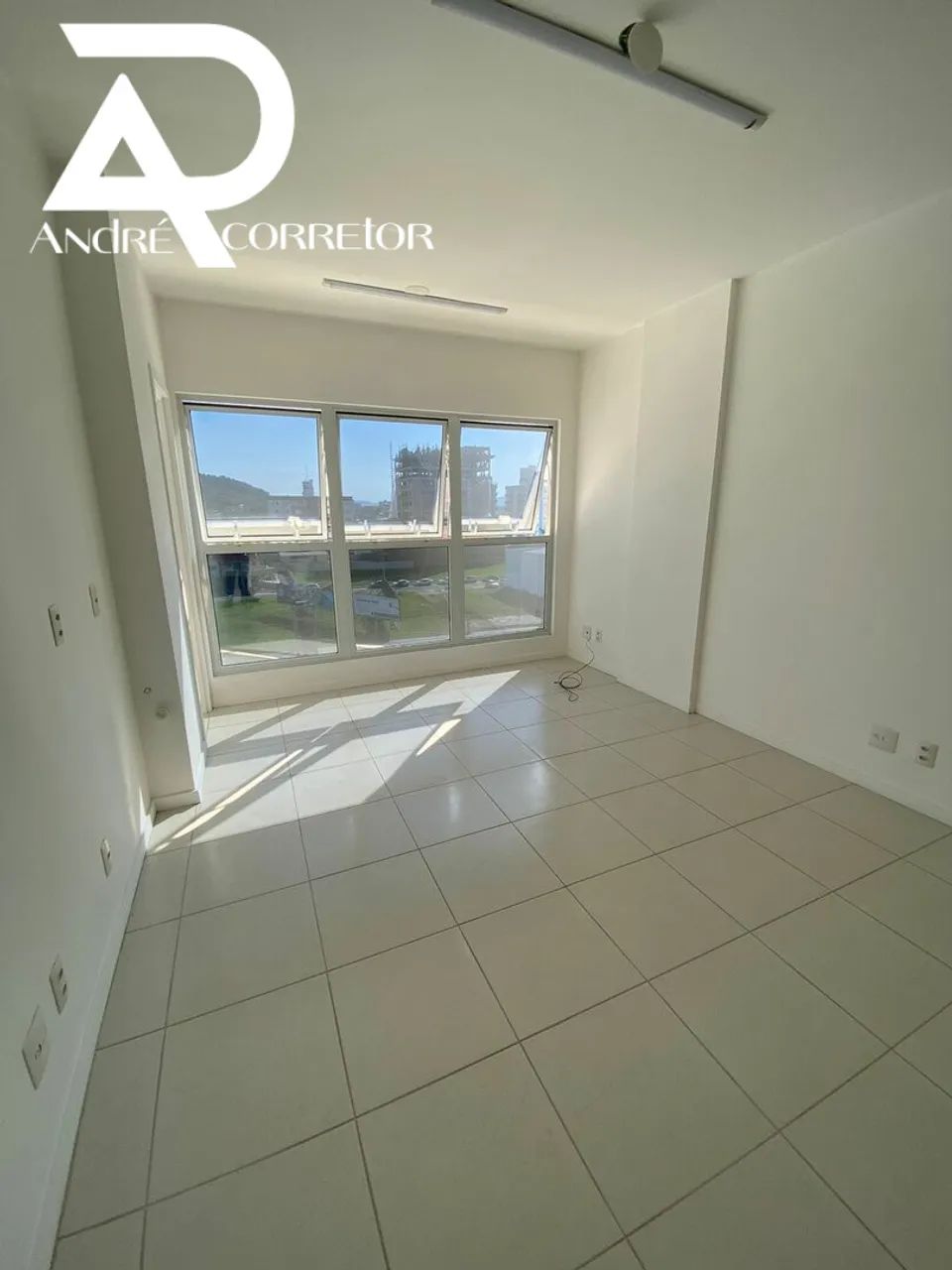 Sala Comercial 27m² para venda Bairro Pagani-Palhoça/SC - Foto 2
