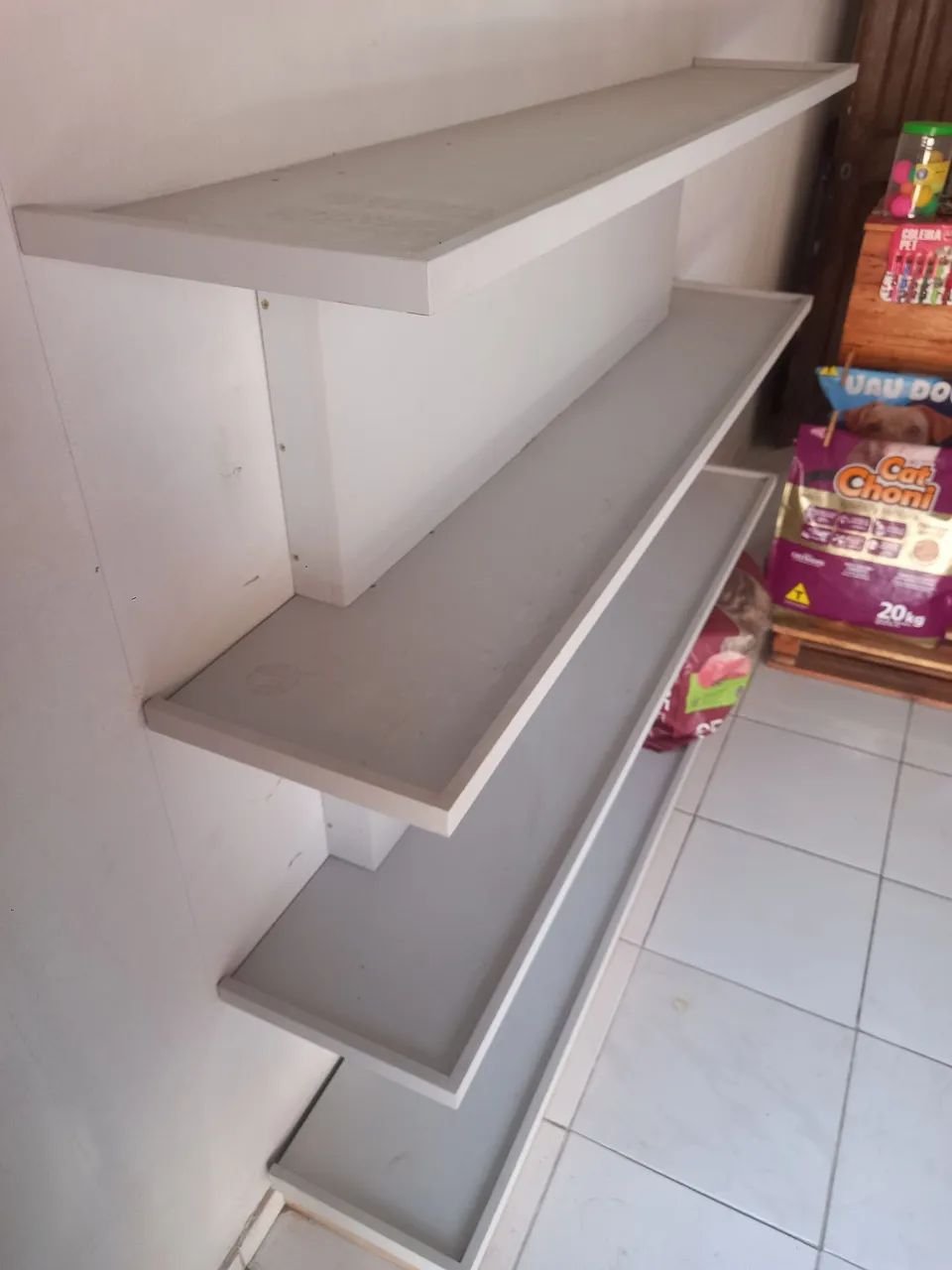 ? PRATELEIRA PARA COMÉRCIO - RESISTENTE E FUNCIONAL! - Foto 3