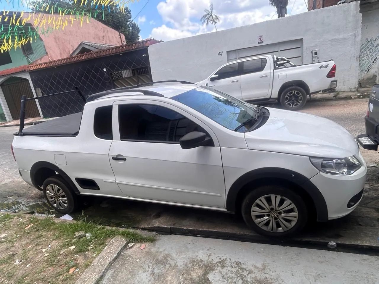 Volkswagen Saveiro Saveiro 1.6 Mi Total Flex 8V CE 2013