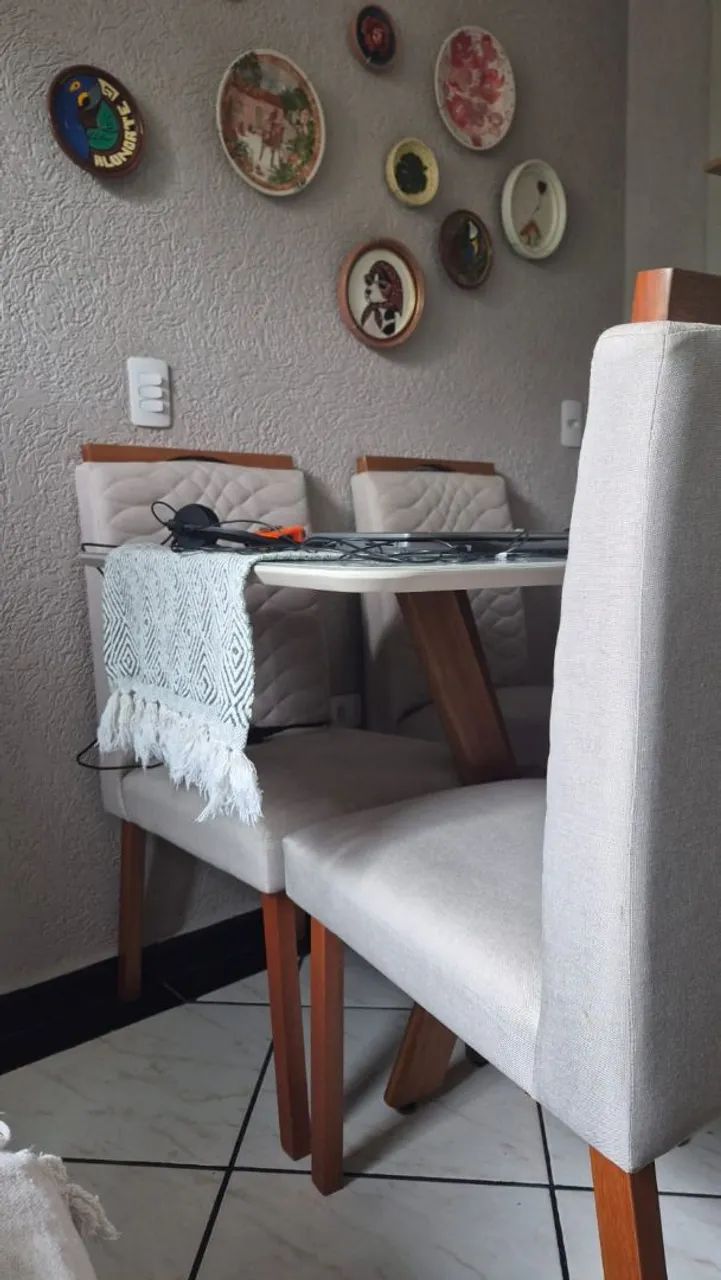 Conjunto de Mesa e Cadeira - Foto 3
