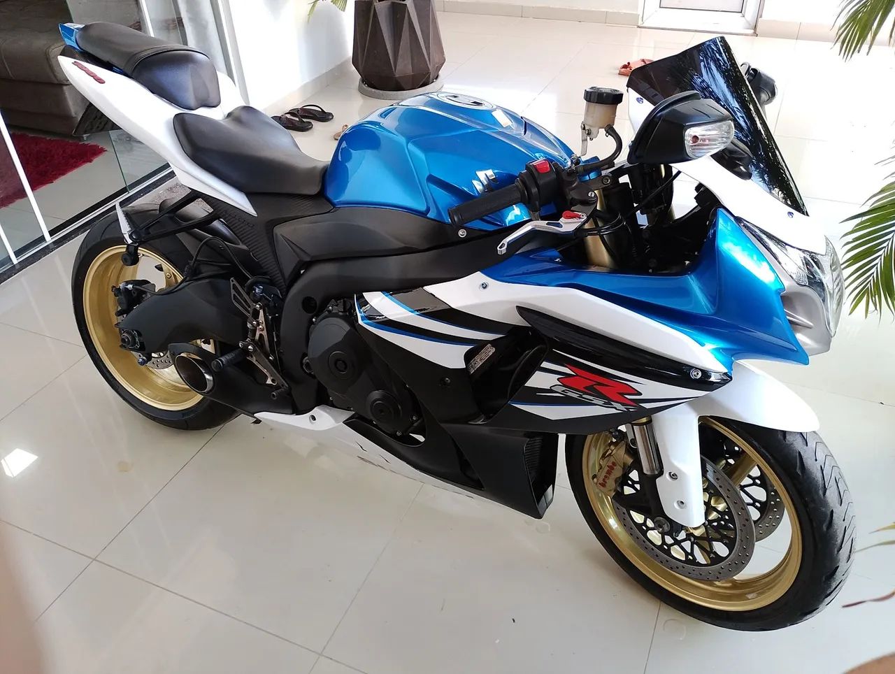 Moto Suzuki GSXR1000