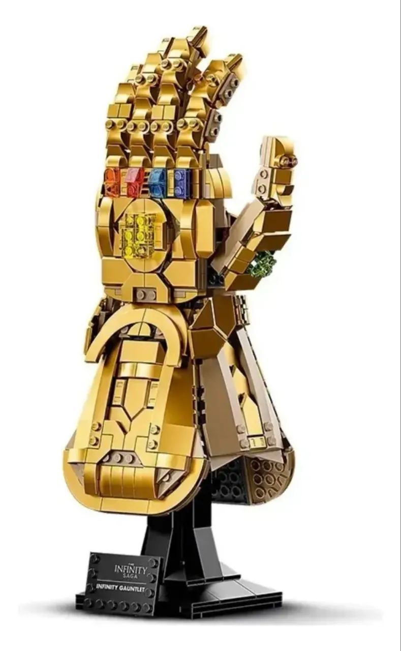 blocos de montar manopla thanos dourada - Foto 3