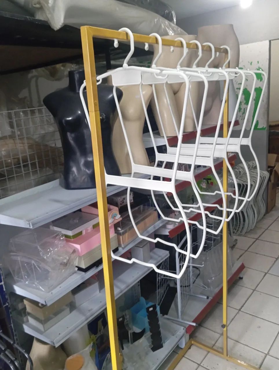 Cabides collant branco adulto NOVOS!!! - Foto 2