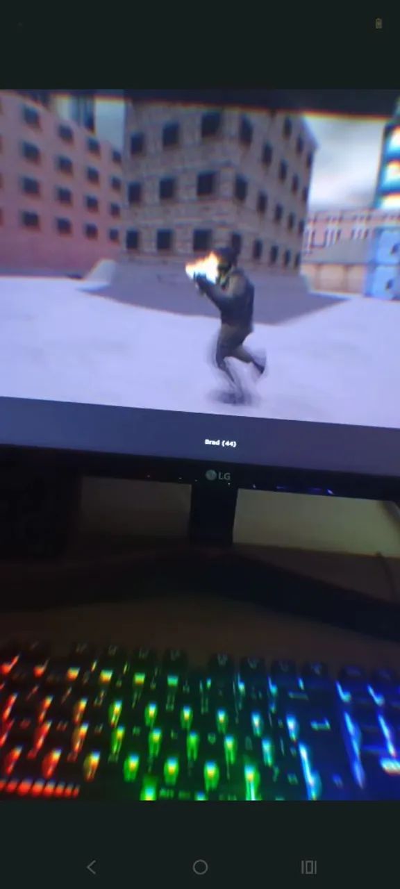 Monitor 29" LG + teclado  - Foto 2