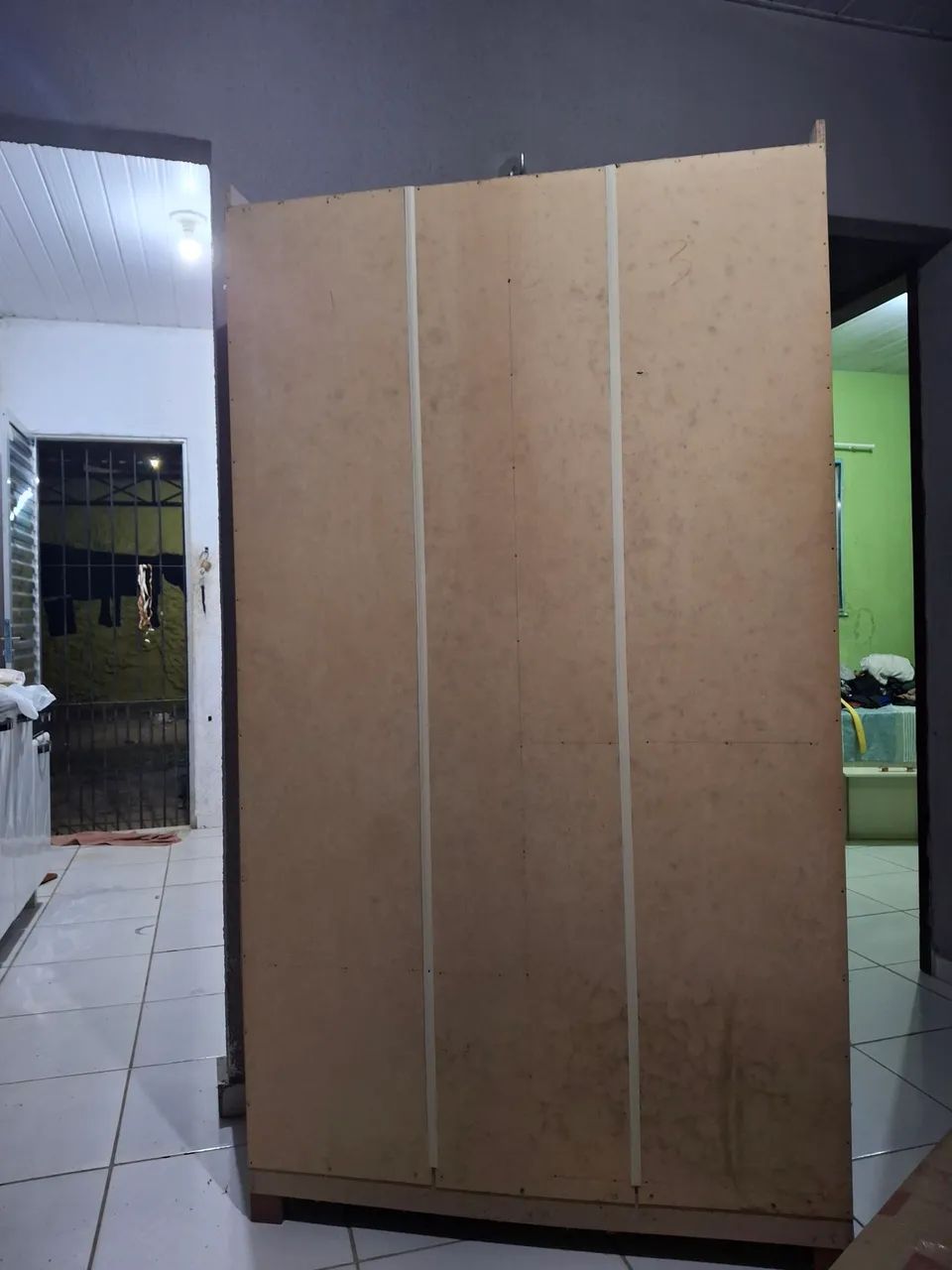 Guarda roupa de solteiro 