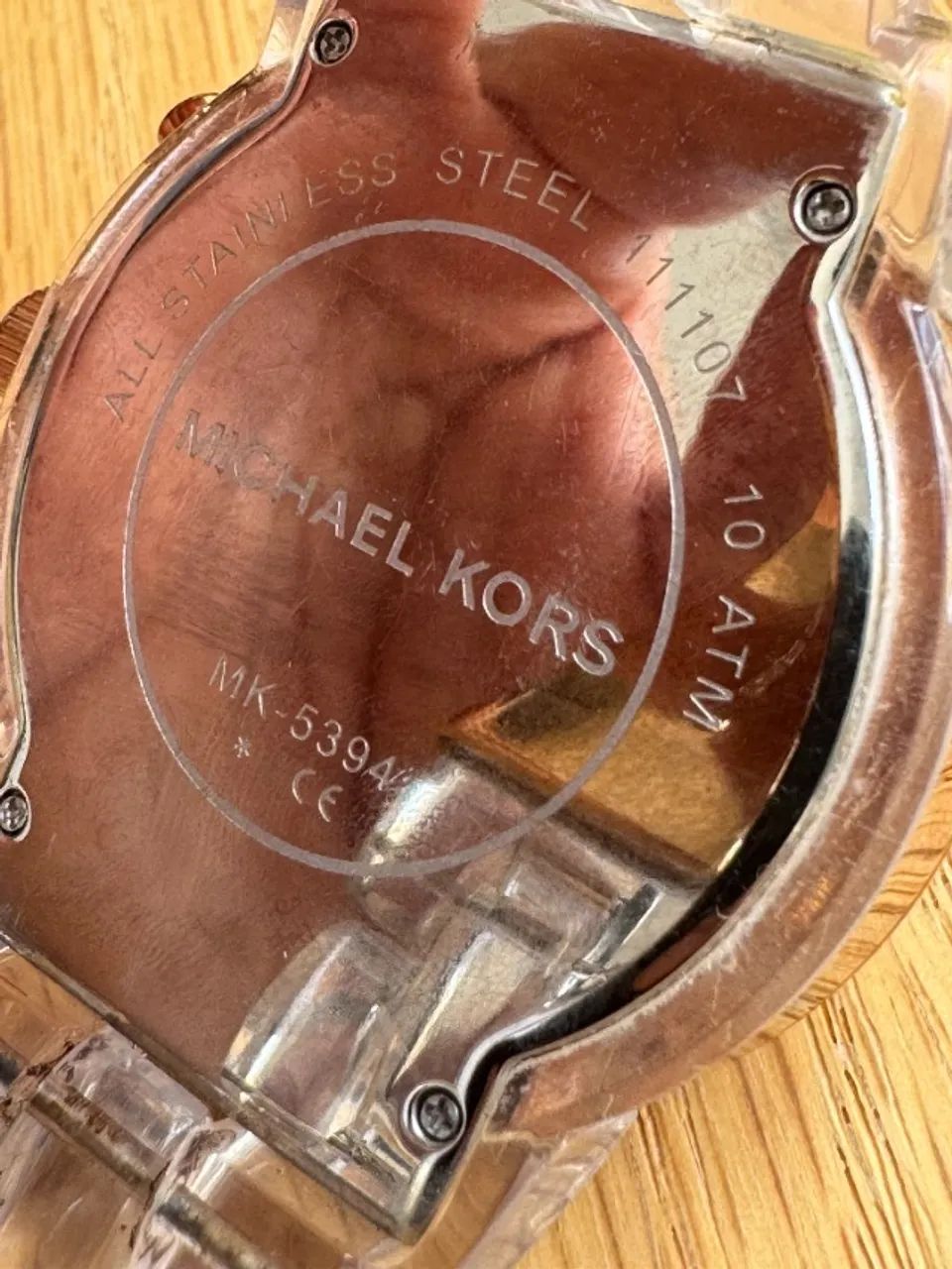 Relógio Michael Kors Pulseira Transparente - MK5394 - Foto 2