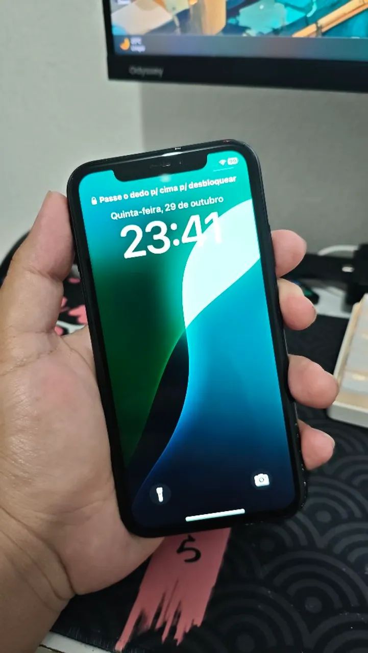iPhone XR 64GB todo original.