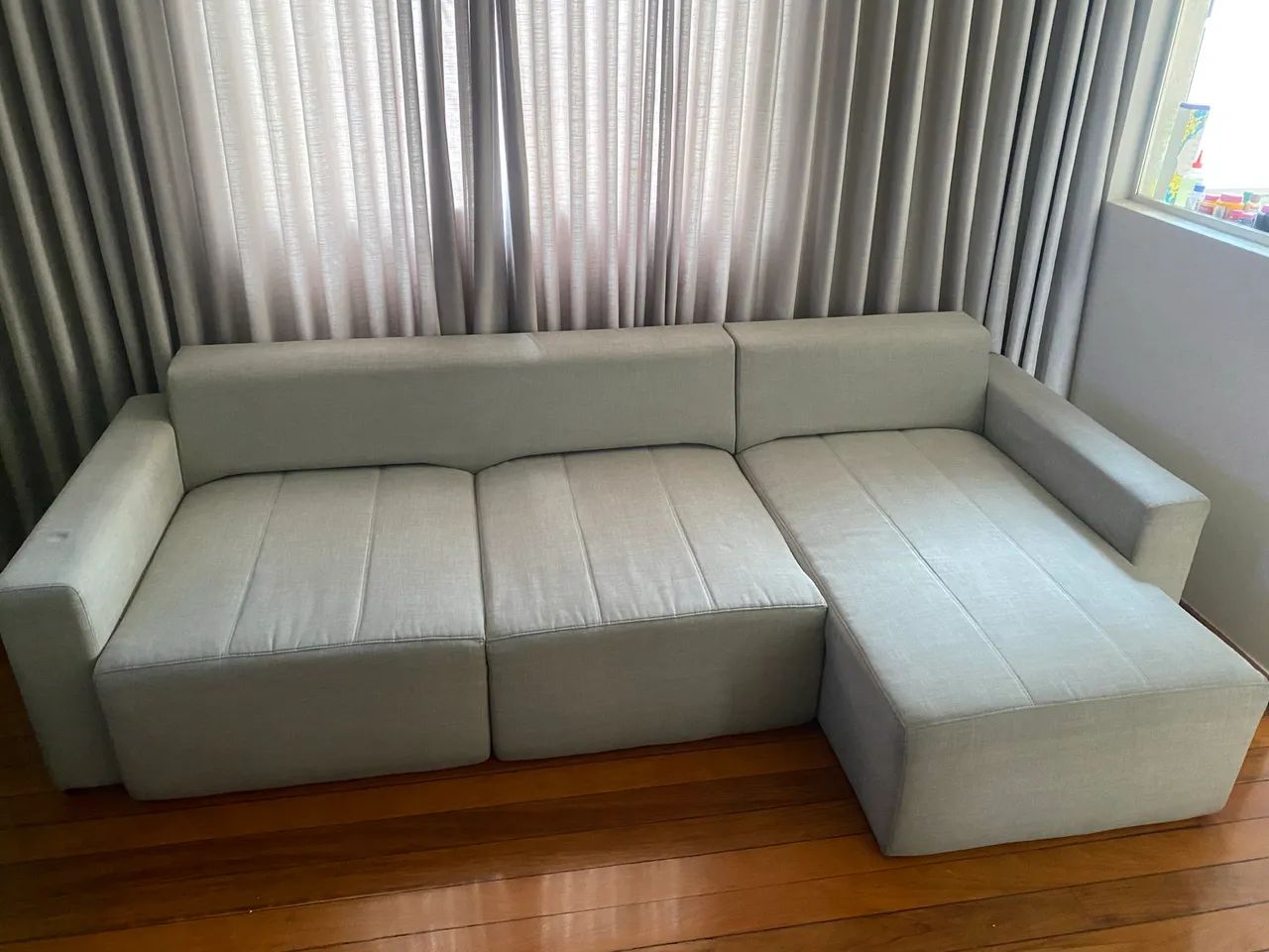 Sofá linho retrátil cinza - Foto 2