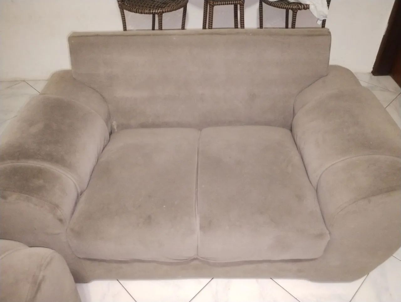 Sofá de 2 e 3 lugares 