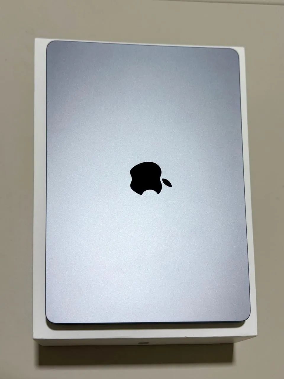 MAC BOOK AIR M2 16RAM