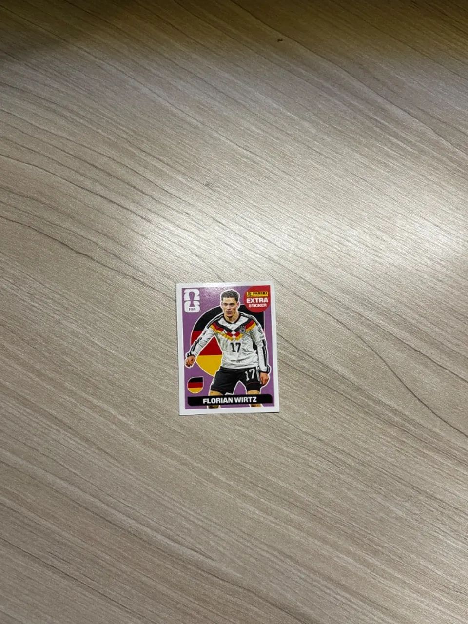 Kit com 3 figurinhas extras | mbappé bronze + 2 figurinhas bônus - Foto 5