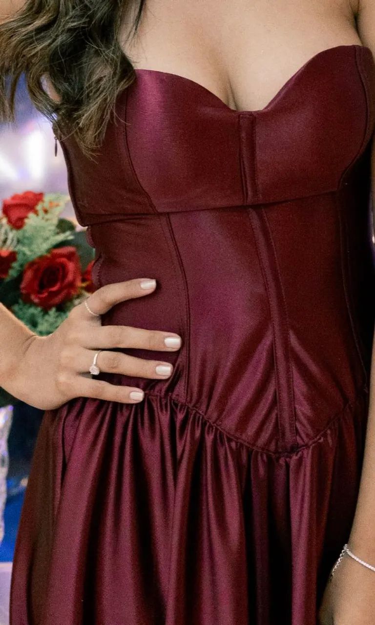 VESTIDO FESTA VERMELHO/ VINHO  - Foto 4