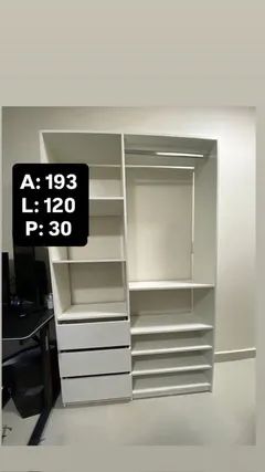 Mini closet 