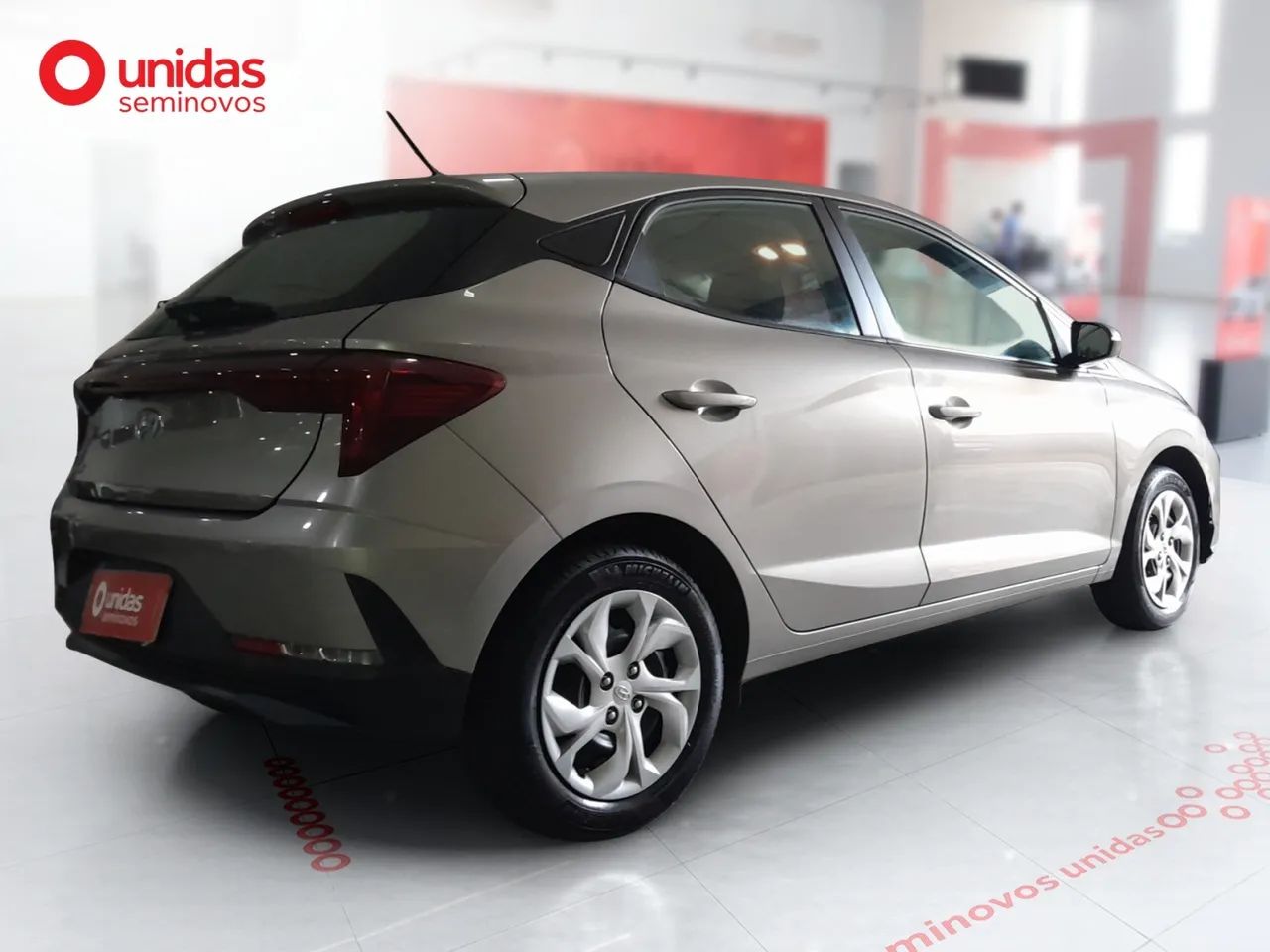 Hyundai HB20 Comfort Plus 1.0 Flex 12V Mec., foto 7 de 16
