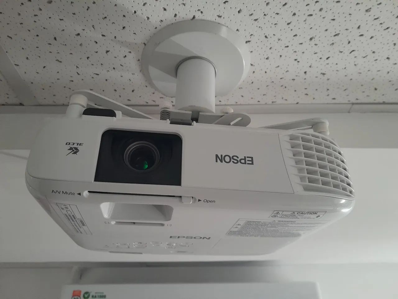 VENDO PROJETOR PROFISSIONAL 