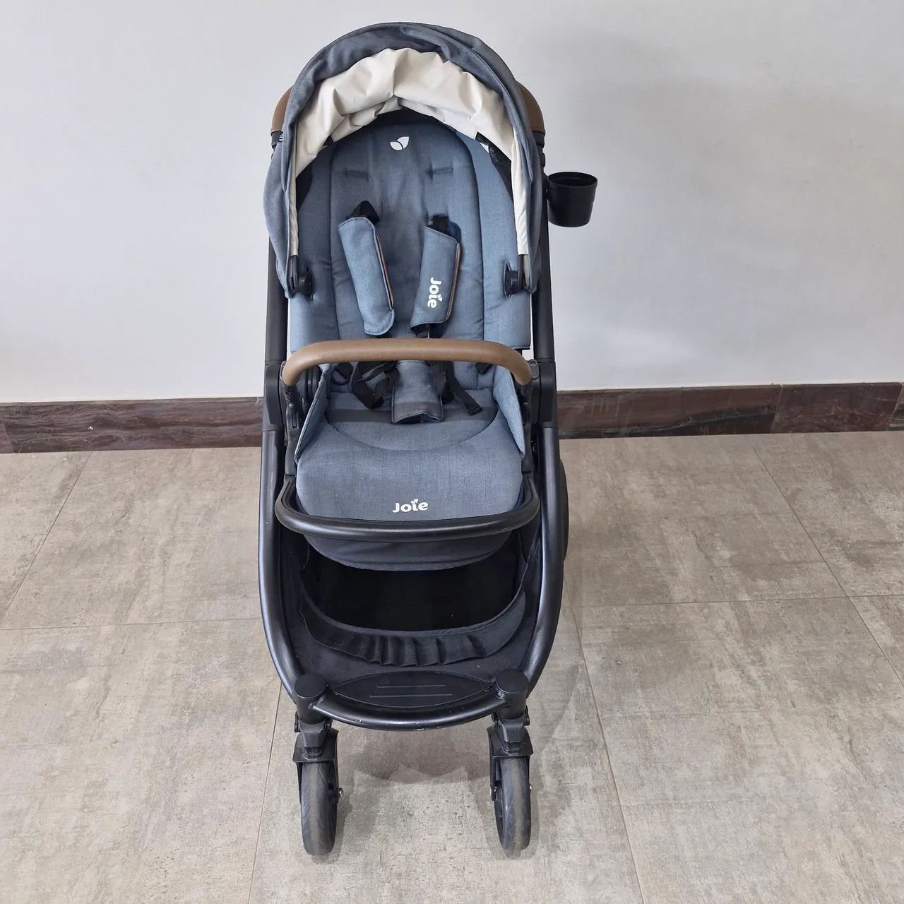 Carrinho de Bebê importado 3 x 1 com moisés e bebê conforto - Foto 2