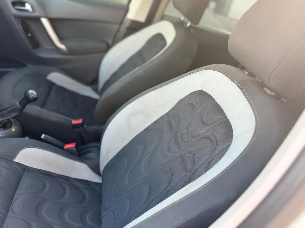 Citroen C3 Tendance 1.5 Flex 8V 5P Mec. 2014 - Foto 2