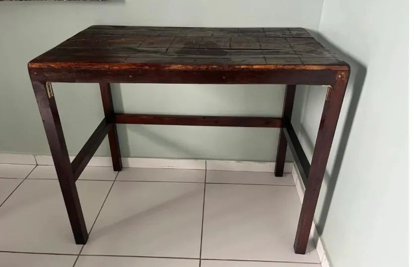 Mesa madeira pau d?arco 