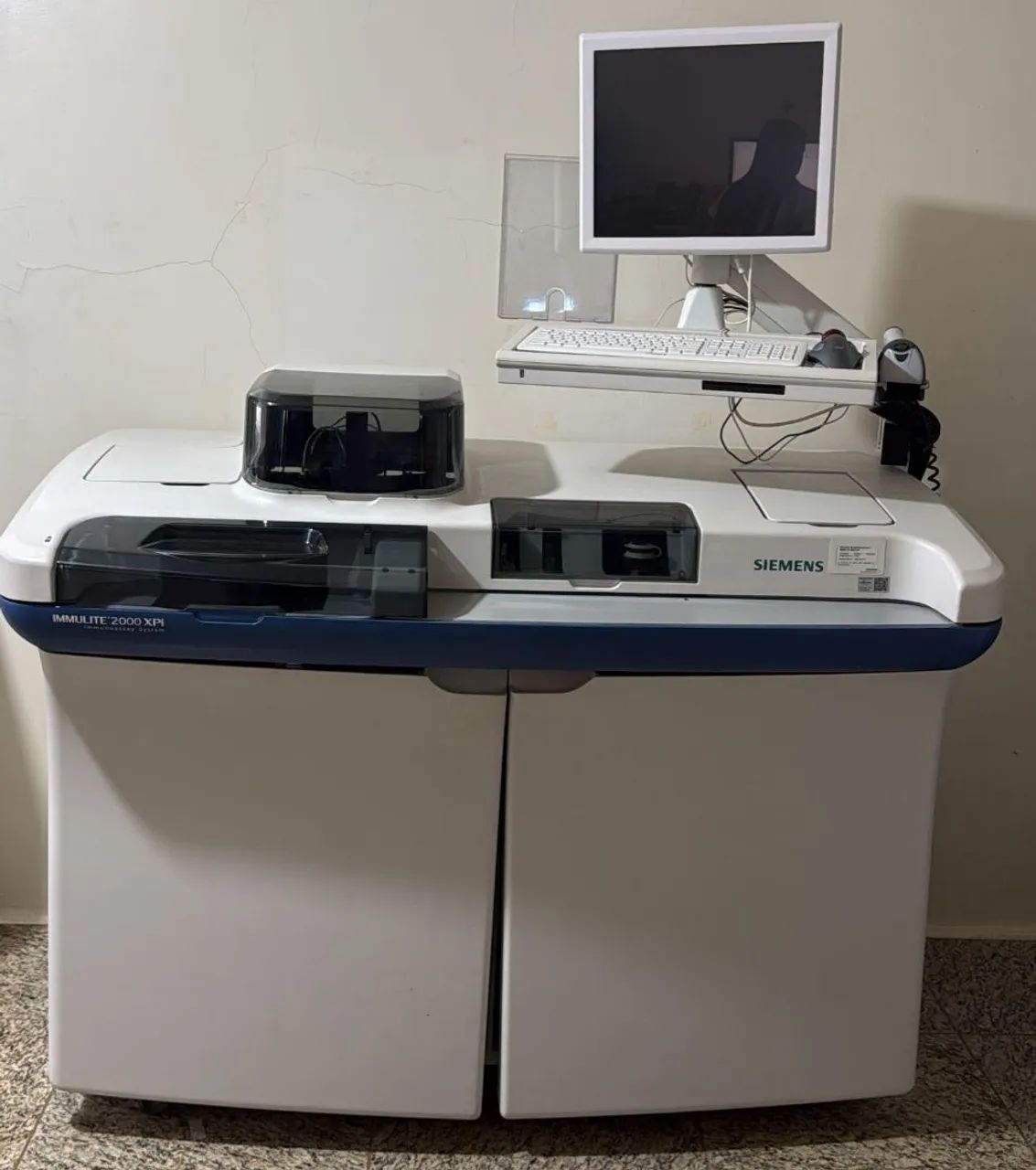 ANALISADOR AUTOMÁTICO DE IMUNOLOGIA SIEMENS IMMULITE 2000 XPI