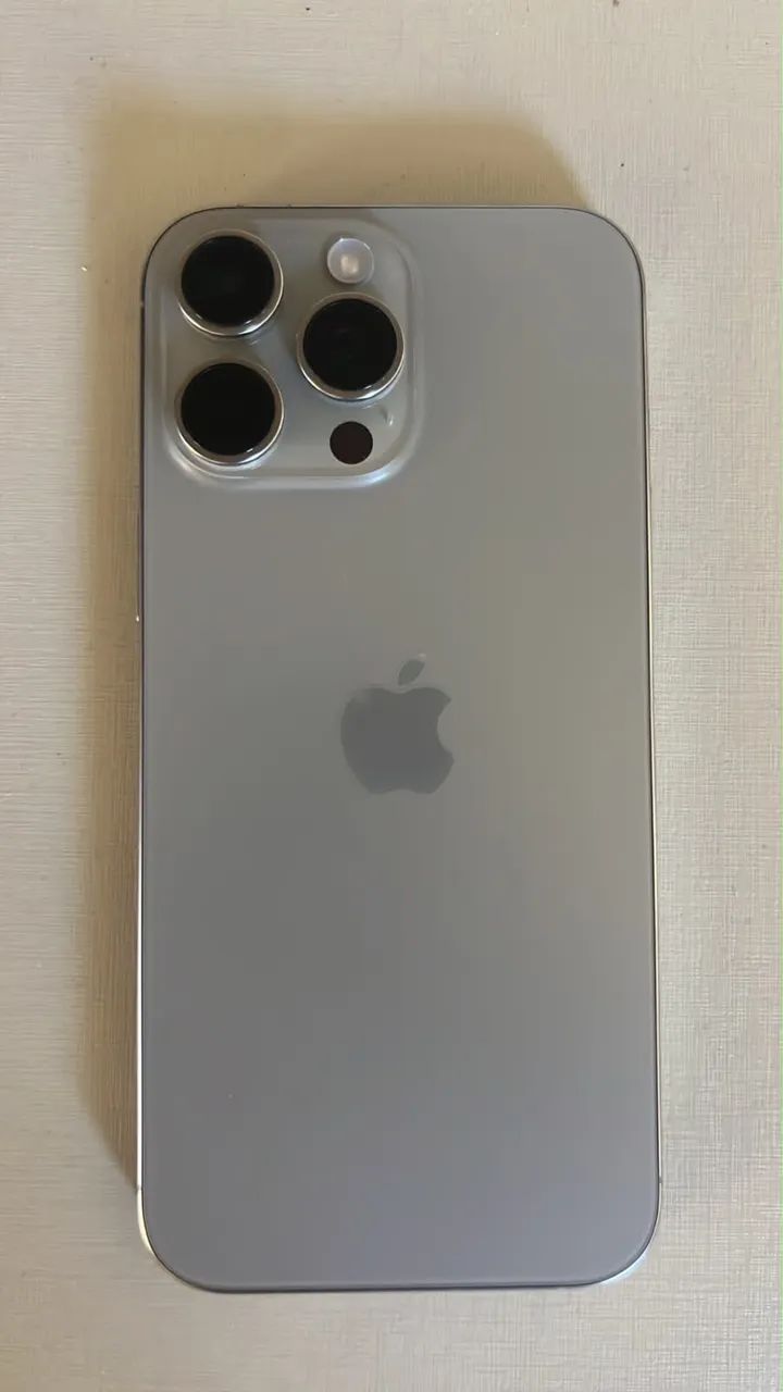 Vendo iPhone 16 pro Max 