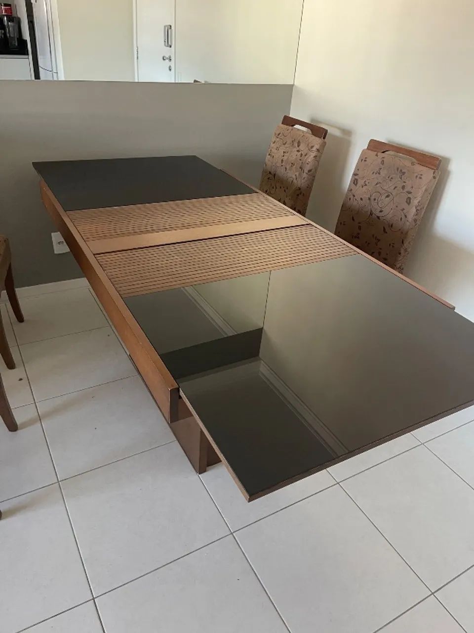 Mesa de jantar 6 e 8 lugares  - Foto 4