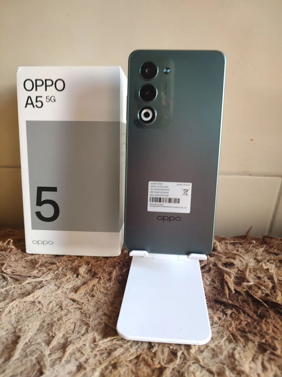 Celular oppo a5 5g com 8/256 gigas seminovo acompanha caixa e