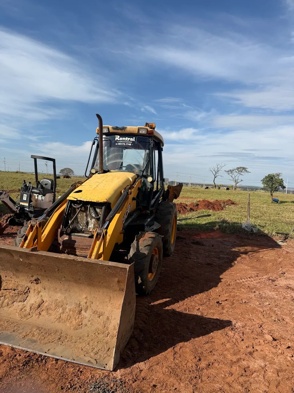 Retroescavadeira JCB 3C 