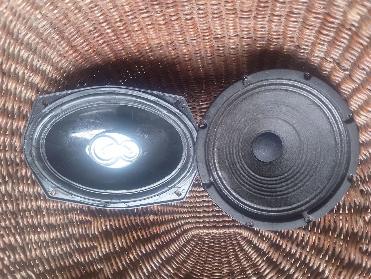 Vendo auto falantes 