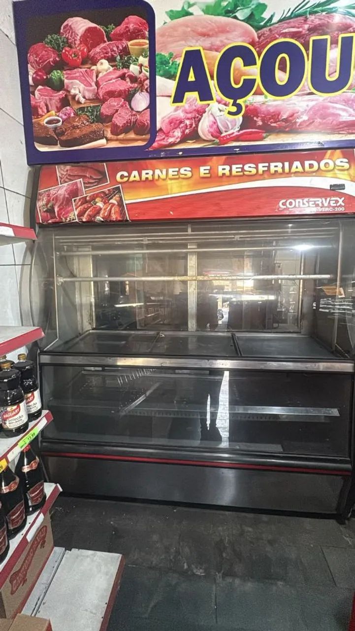 Vende-se esse balcão refrigerado 