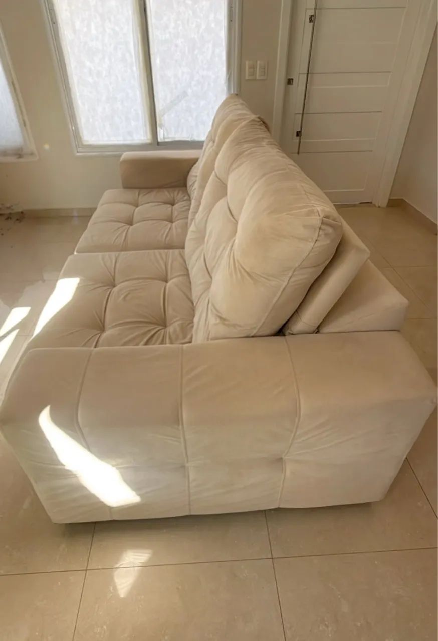 Vendo Sofá - Retrátil e confortável  - Foto 2