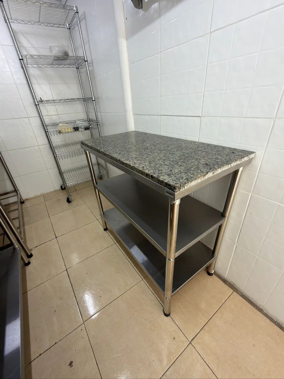 Bancada inox e mármore 1,00x50x90 