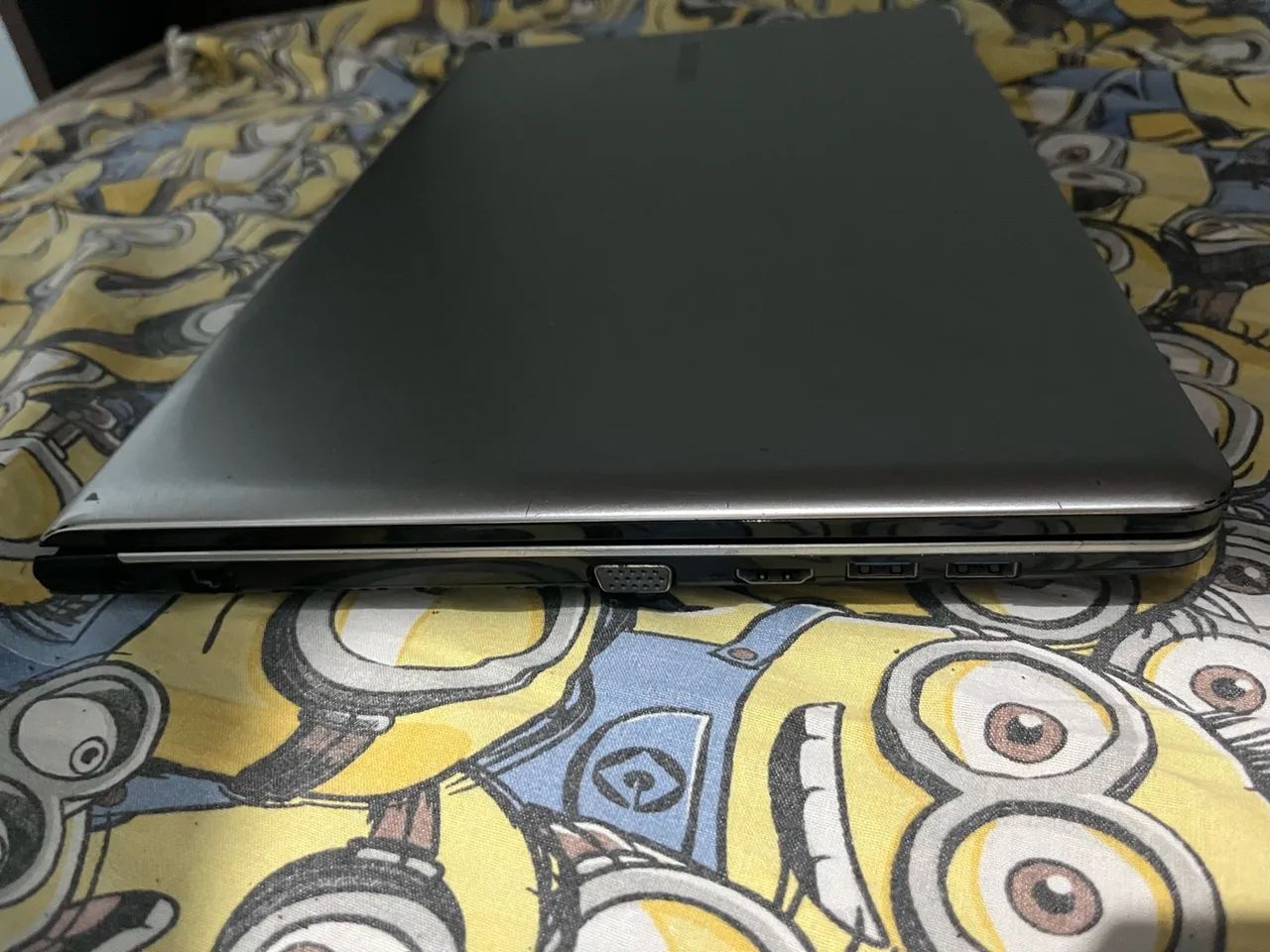 Notebook Samsung - Quebrado 